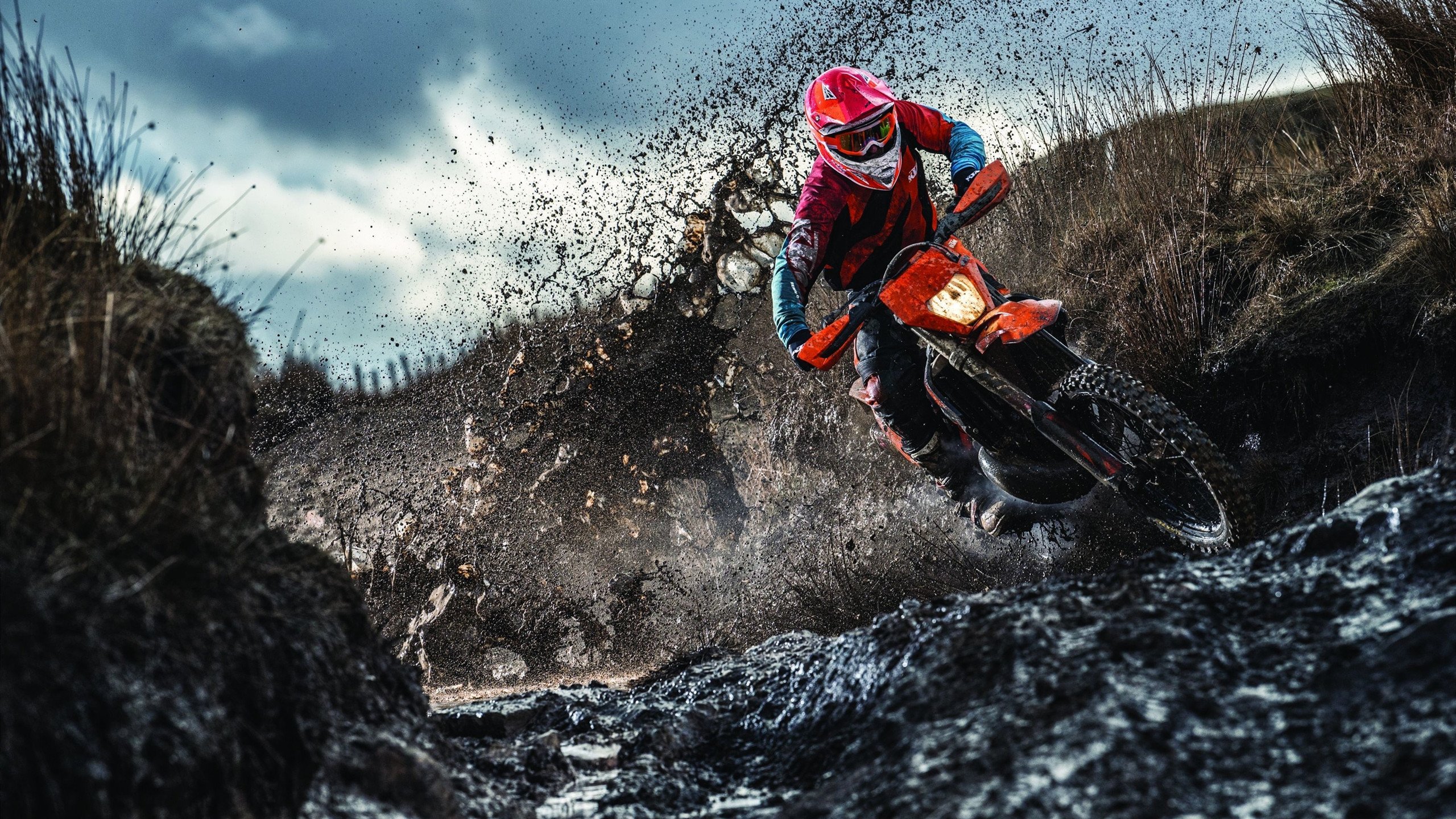 开云中国官网-史上“最精彩”的团队配合瞬间,战术大展示!,团队搭配的黄金法则